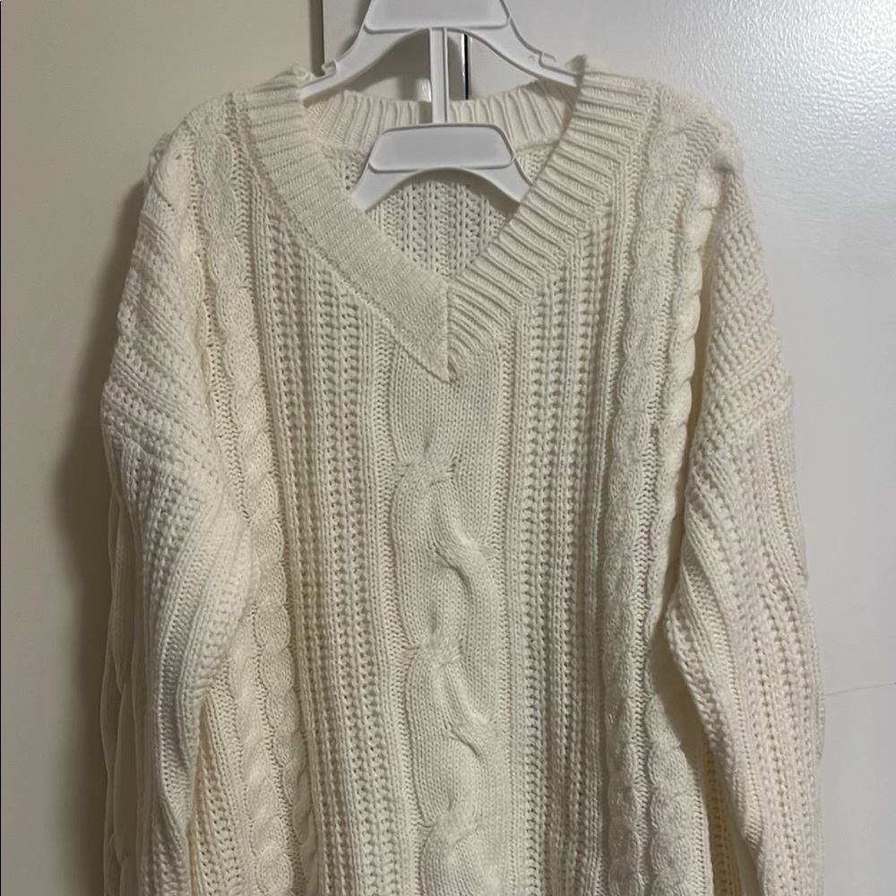 Cozy Cable Knit Sweater in Cream